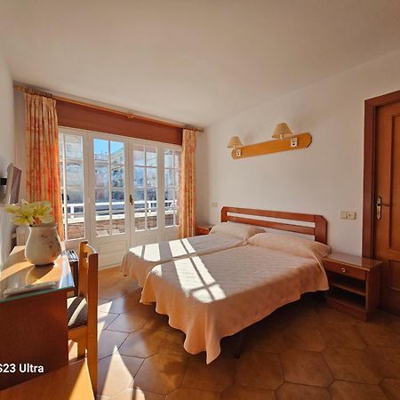 Hotel Blue Spot Malgrat de Mar Exterior photo