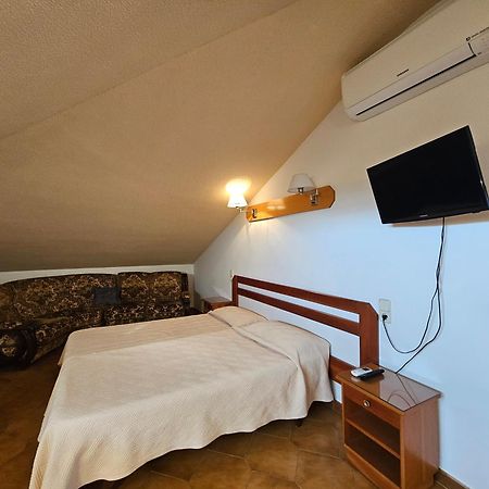 Hotel Blue Spot Malgrat de Mar Exterior photo