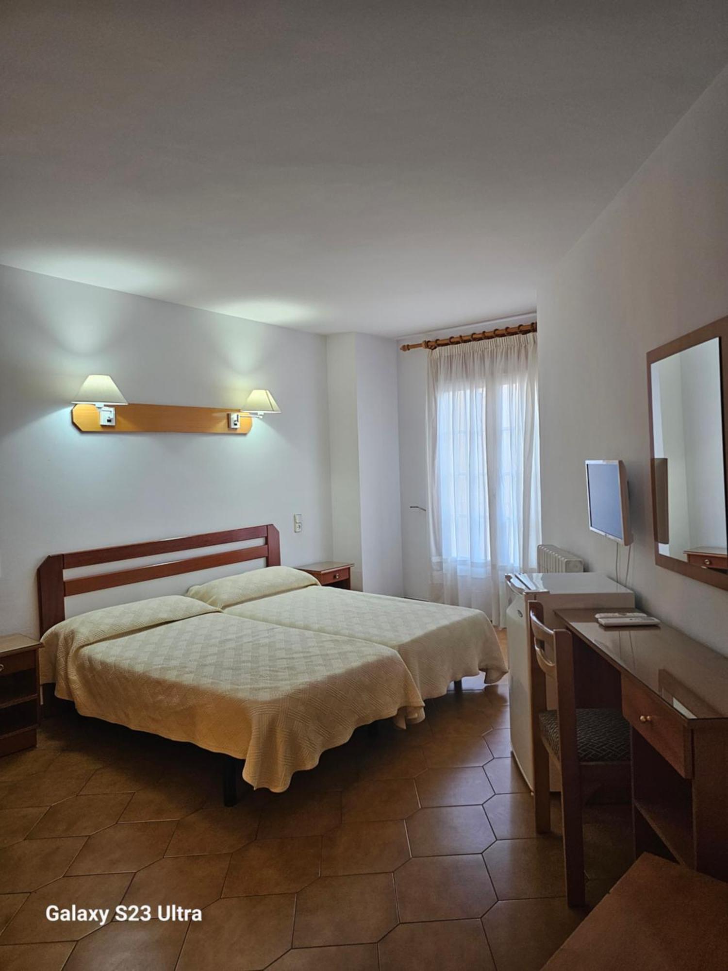 Hotel Blue Spot Malgrat de Mar Exterior photo