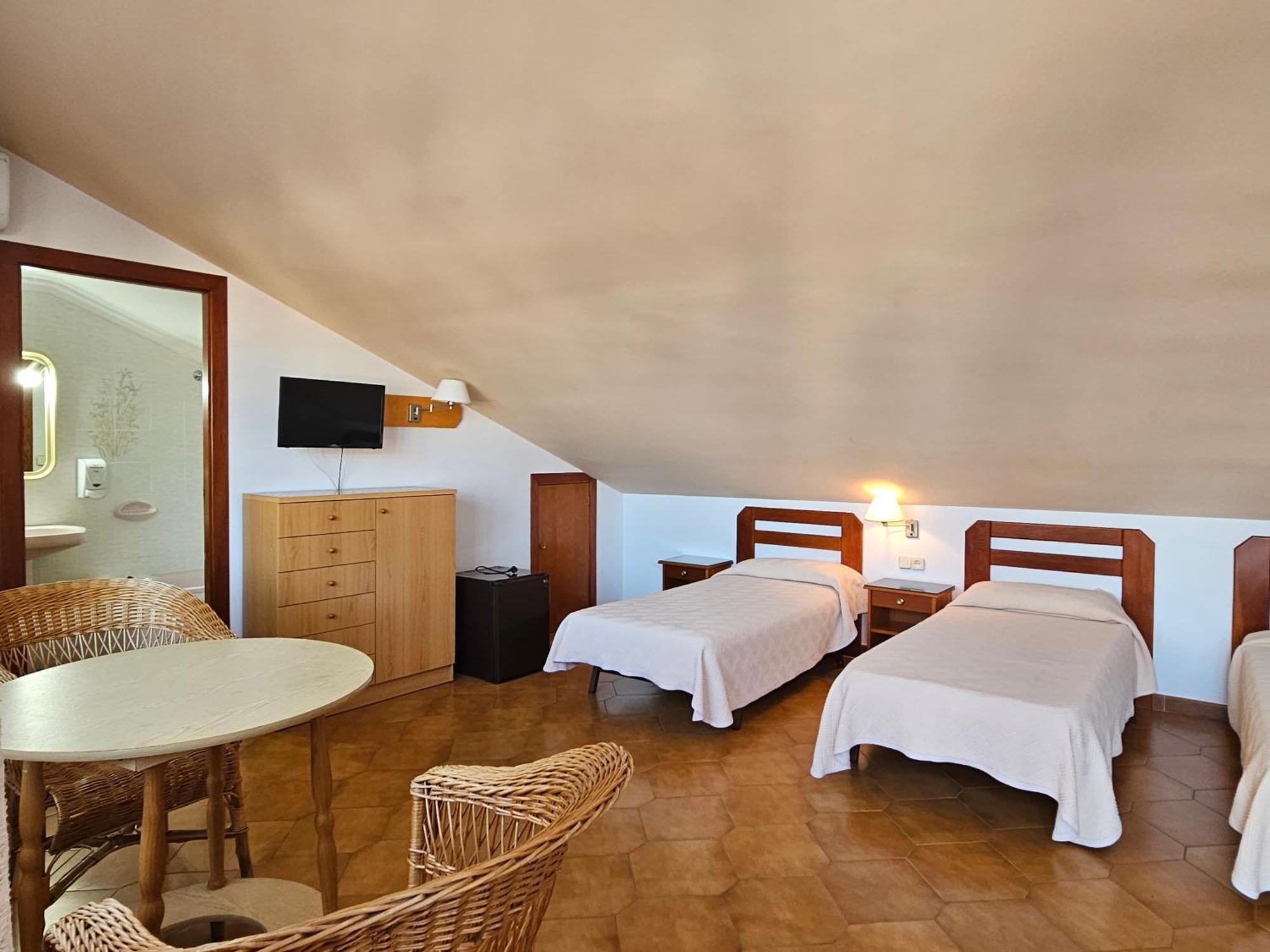 Hotel Blue Spot Malgrat de Mar Exterior photo